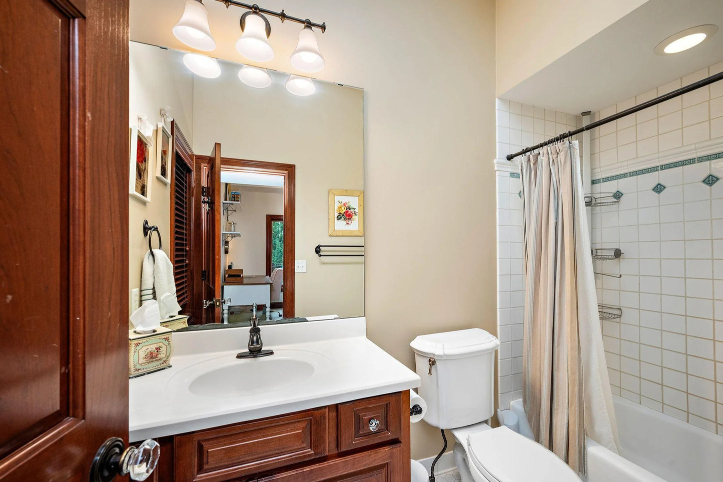 6155 Murray Court, Shorewood, MN 55331