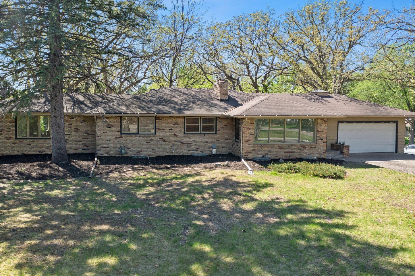 6200 Virginia Avenue, Edina, MN 55424