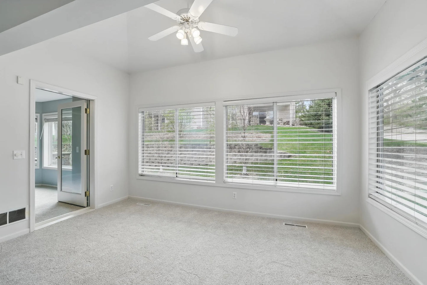 5541 70th Street, Edina, MN 55439
