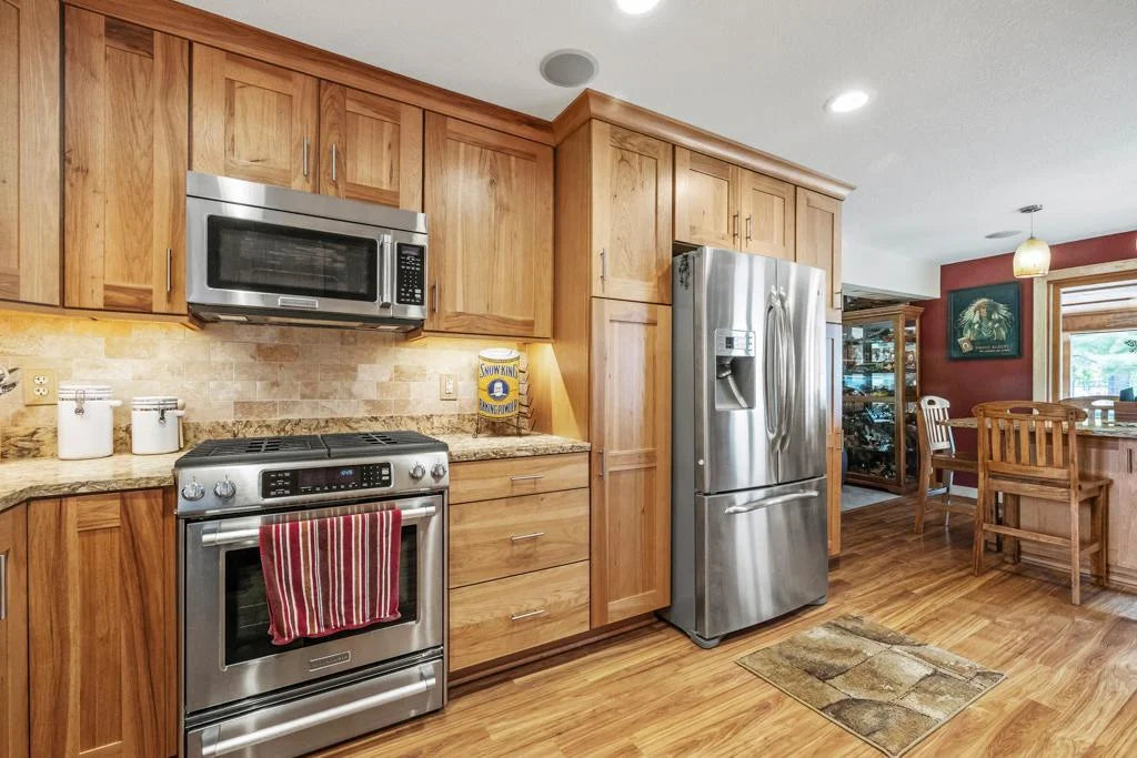 2511 Carver Avenue, Maplewood, MN 55119