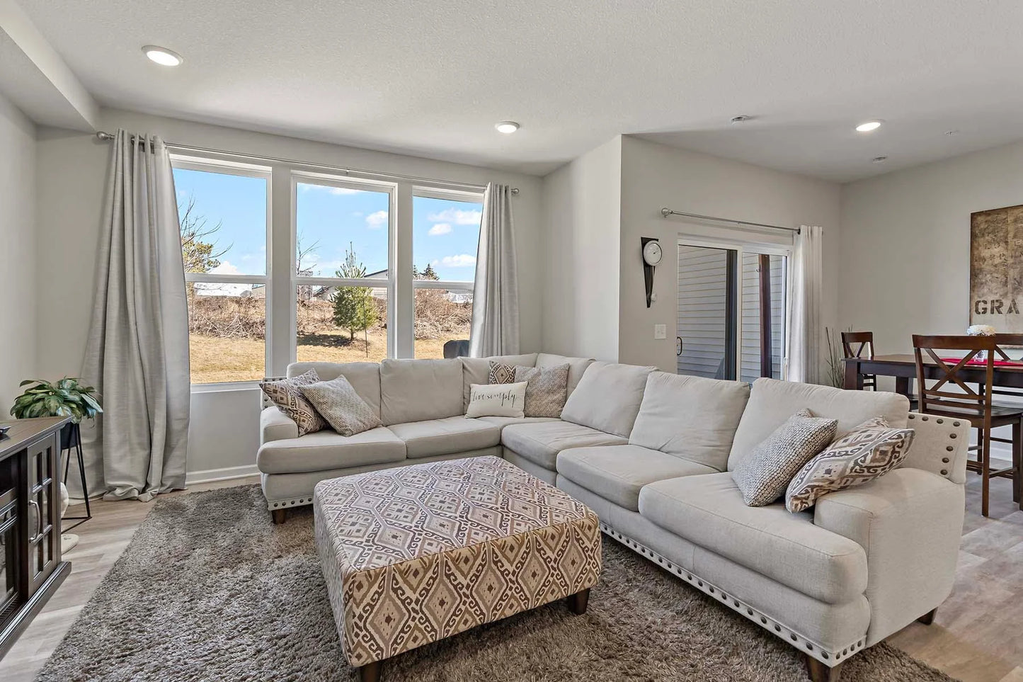 4884 Avery Court, Eagan, MN 55123
