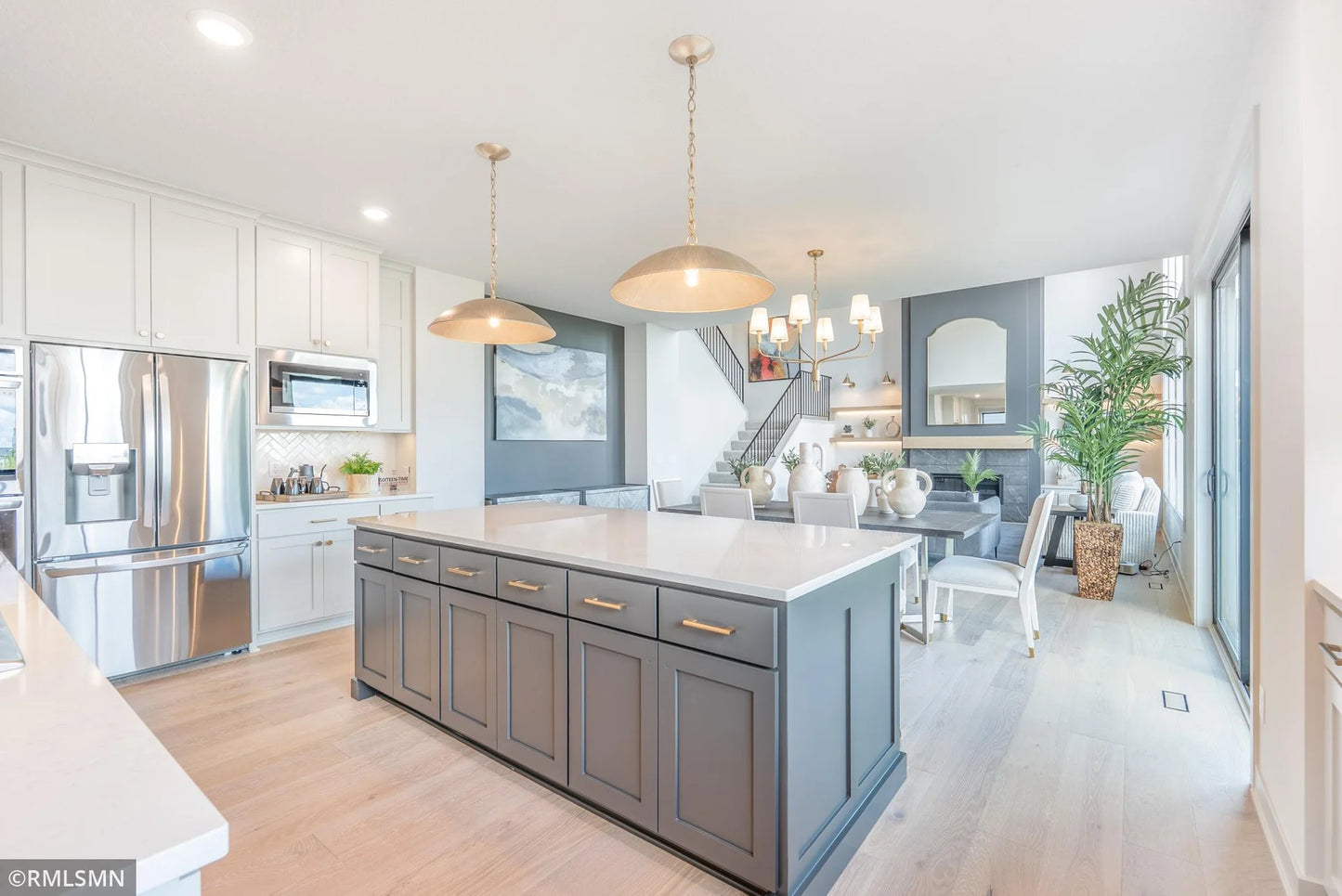 5058 Airlake Draw , Woodbury, MN 55129