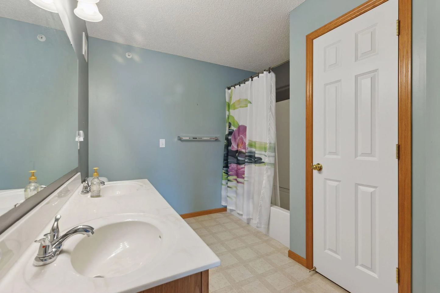 7308 Unity Lane, Brooklyn Park, MN 55443