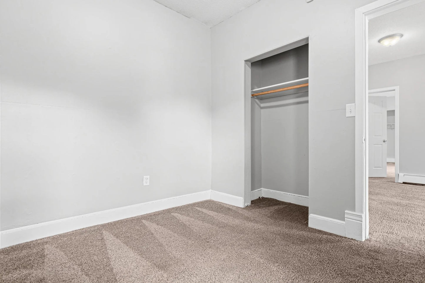 511 Van Buren Avenue, Saint Paul, MN 55103