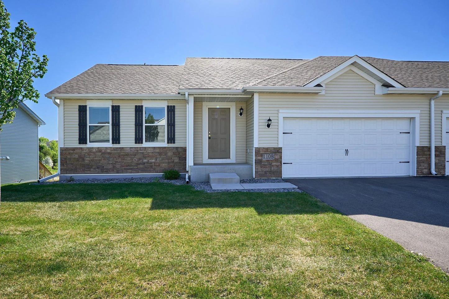 1108 Natalie Avenue, Montrose, MN 55363