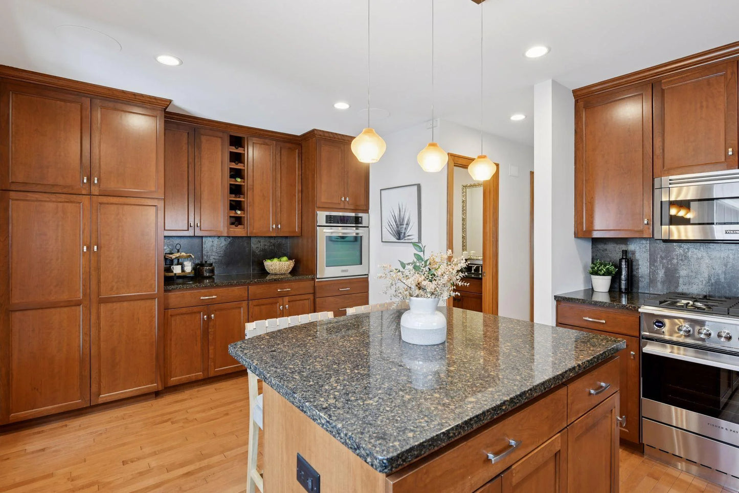 5006 Sheridan Avenue, Minneapolis, MN 55410