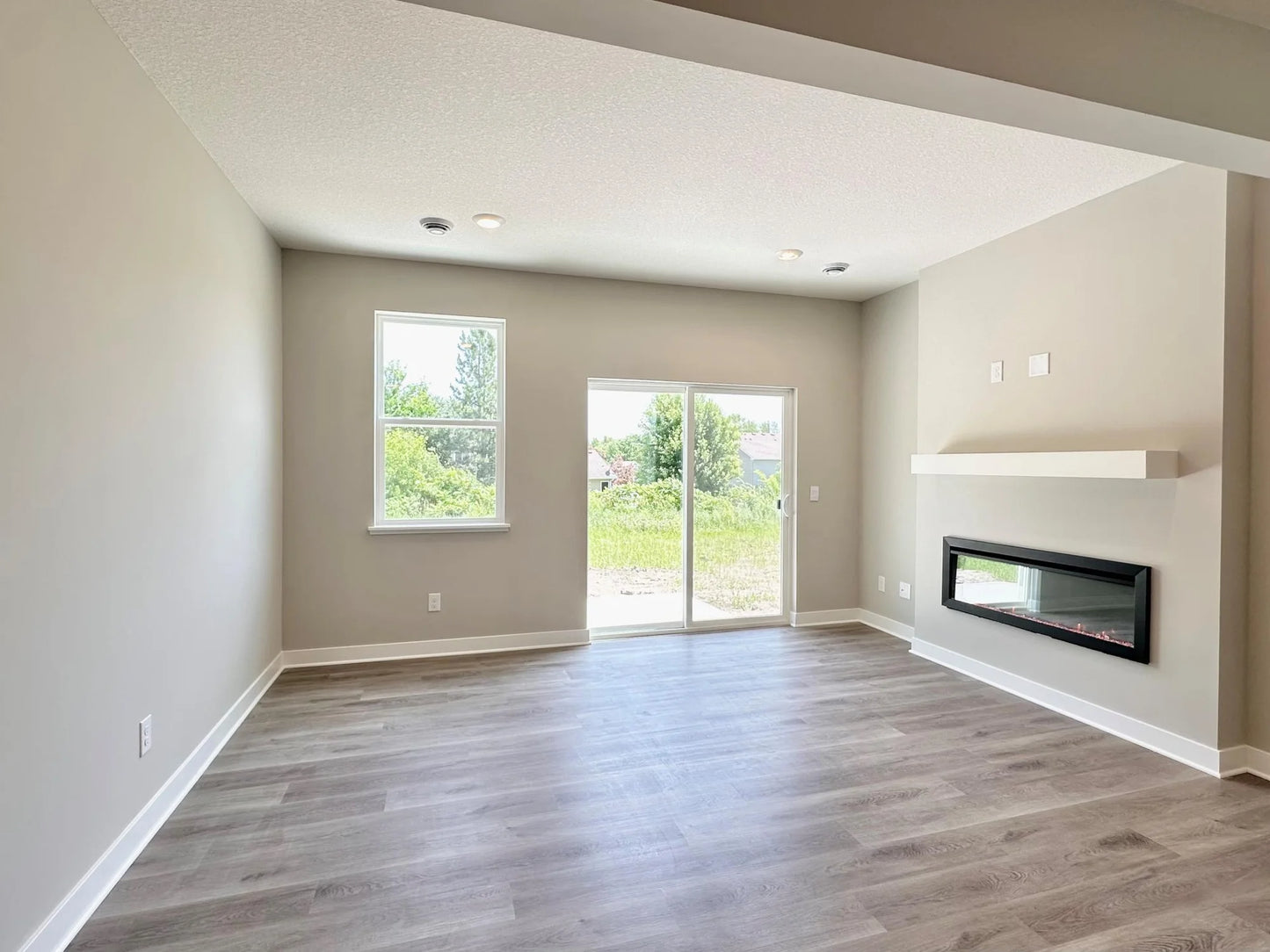 151 Snowdrop Trail, Waconia, MN 55387