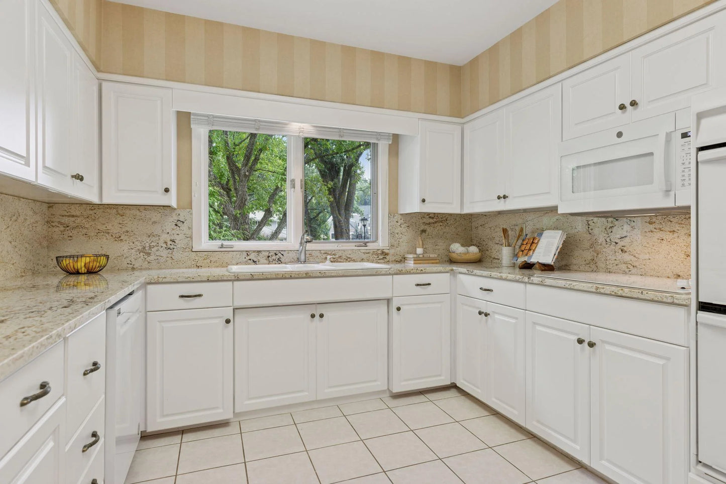 25 Woodland Road, Edina, MN 55424