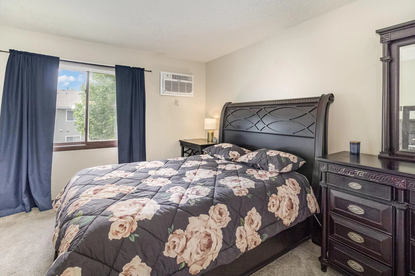 2488 Cobble Hill Alcove , Woodbury, MN 55125