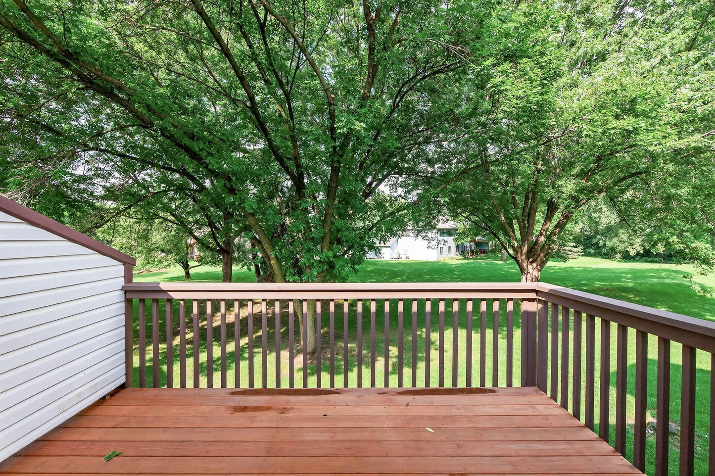 4357 Buckingham Court, Vadnais Heights, MN 55127