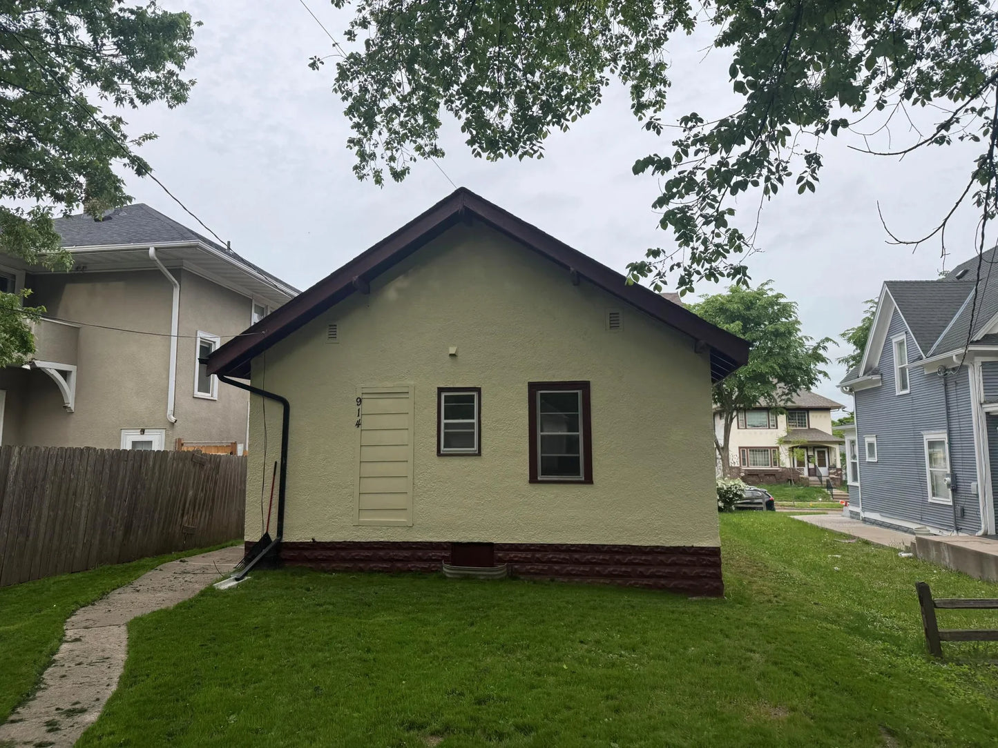 914 Russell Avenue, Minneapolis, MN 55411