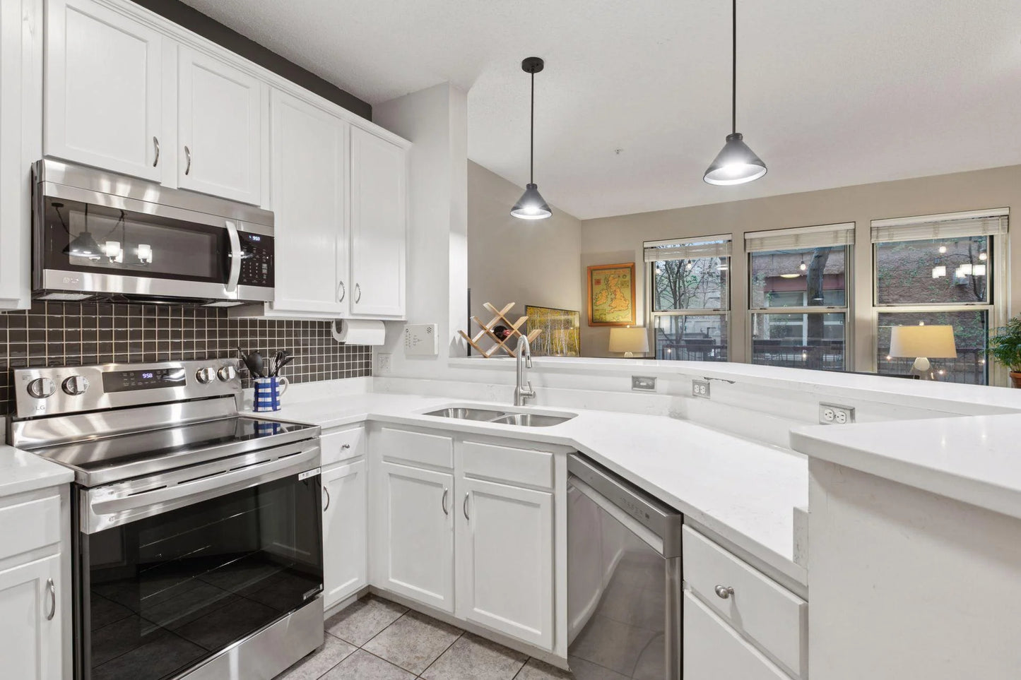 575 1st Street, Minneapolis, MN 55401