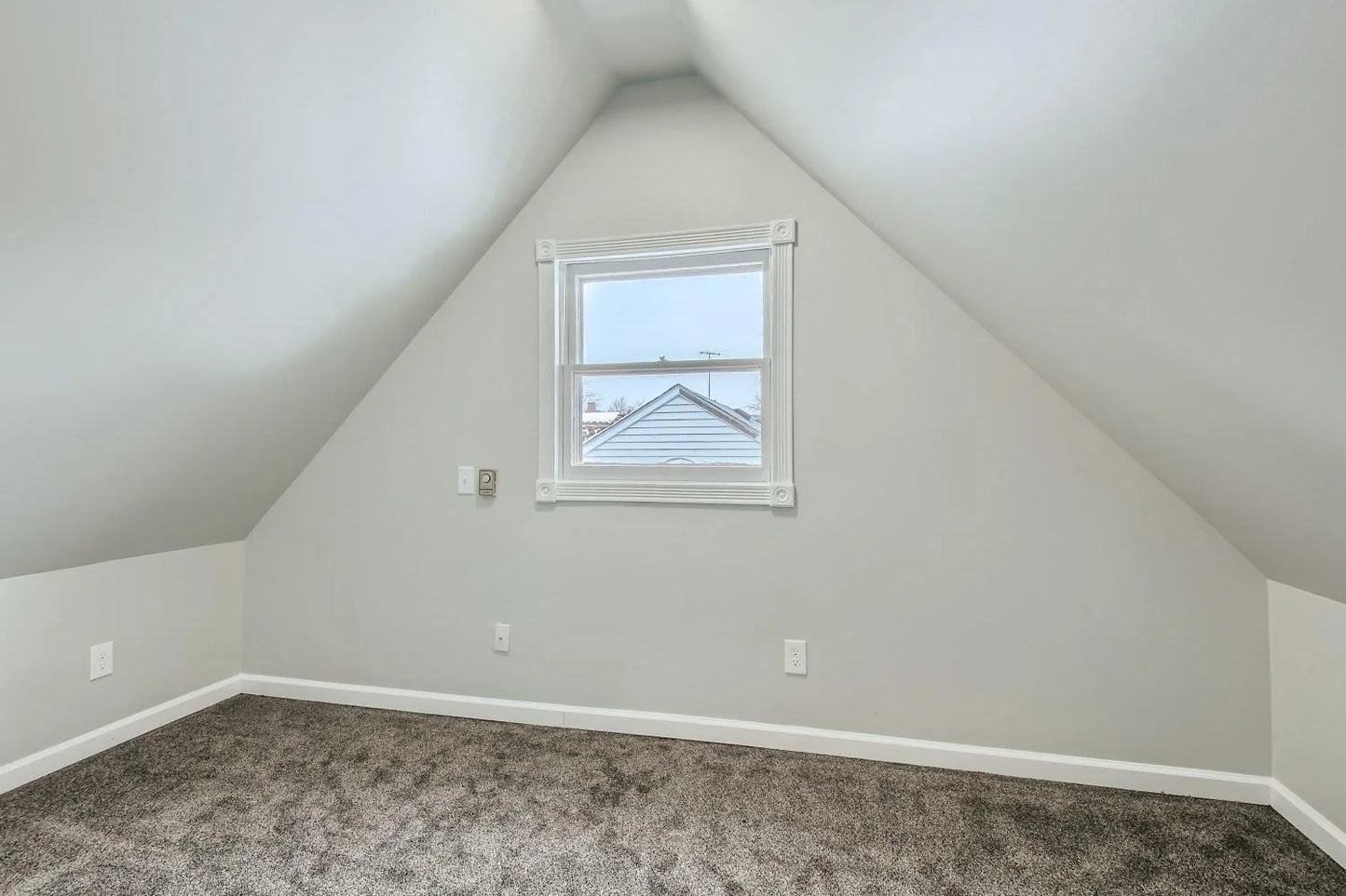 3020 James Avenue, Minneapolis, MN 55408