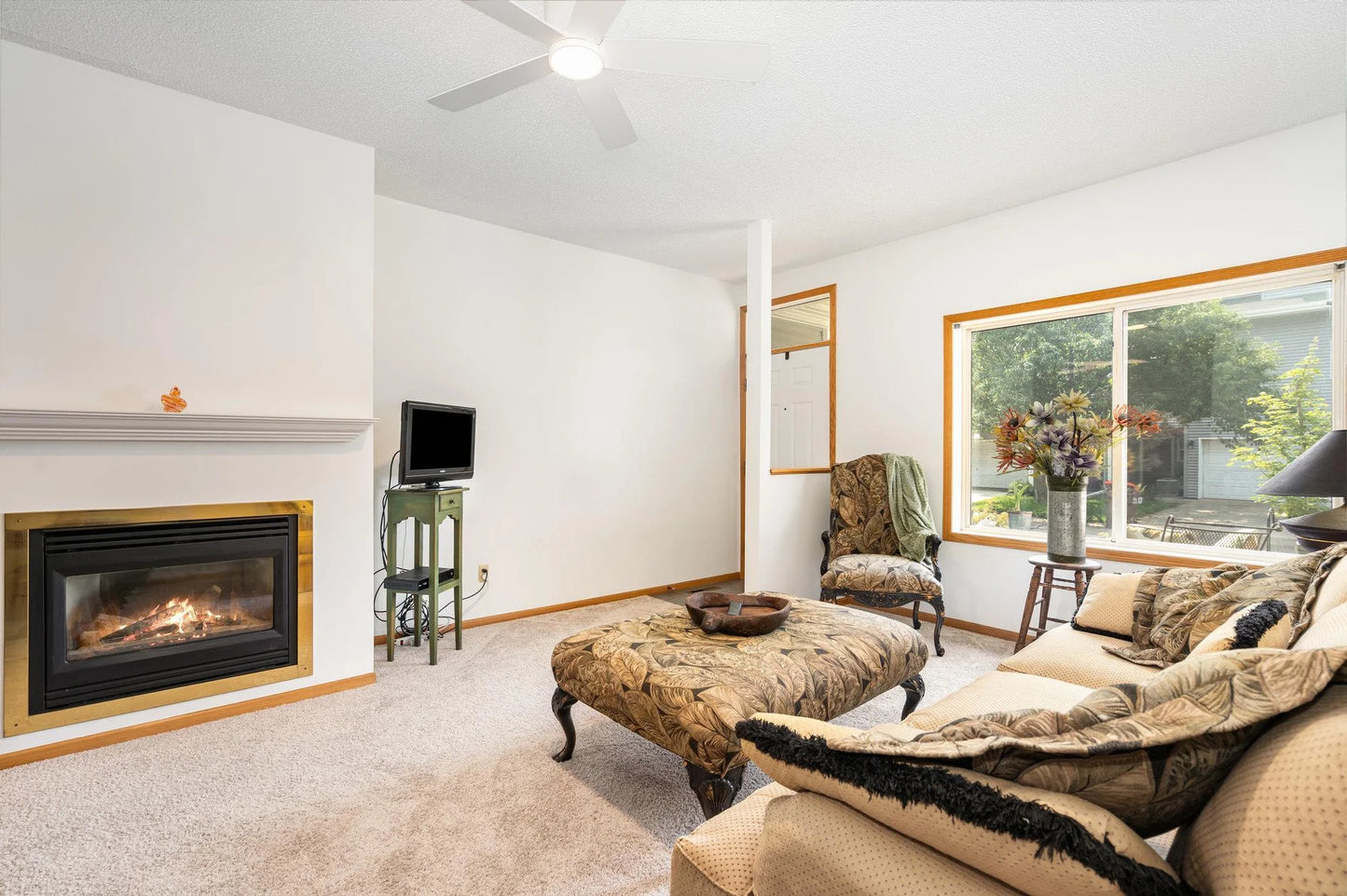 577 Woodduck Drive, Woodbury, MN 55125