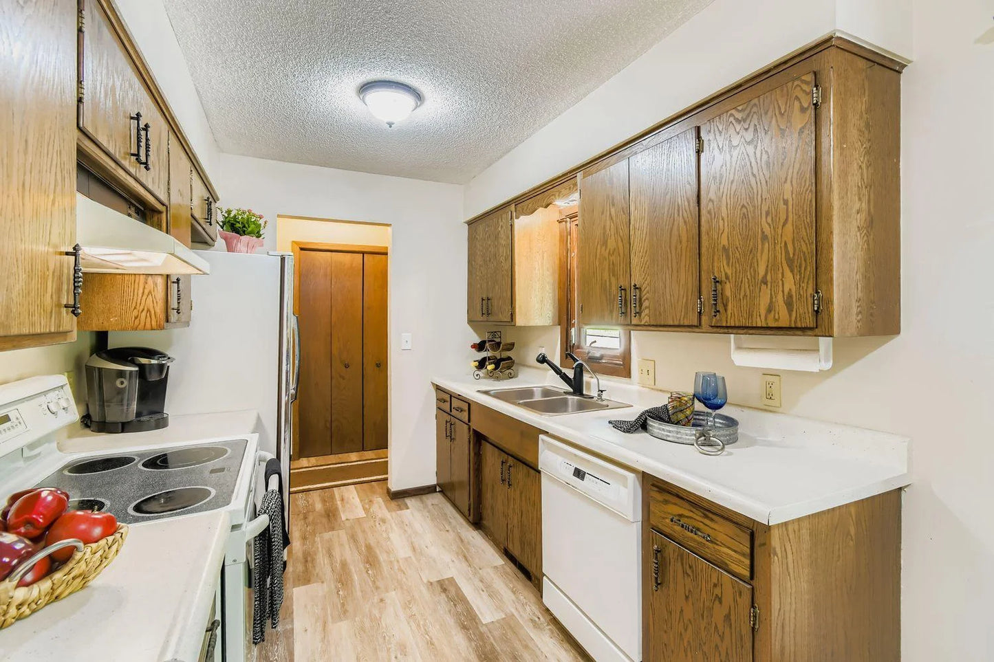 4250 Victoria Street, Shoreview, MN 55126