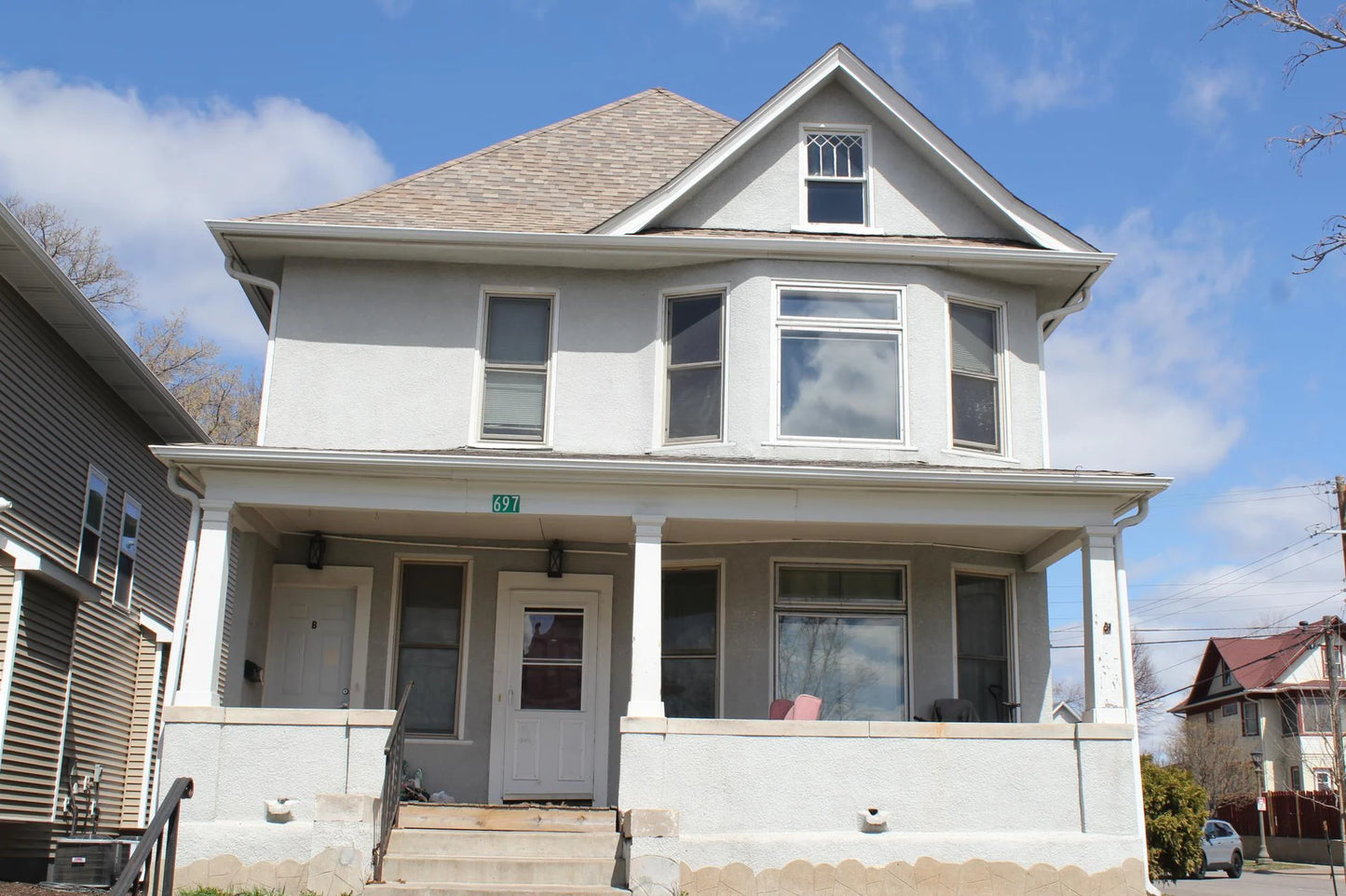 697 Cook Avenue, Saint Paul, MN 55106