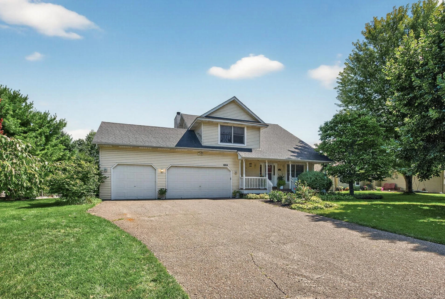5924 Polar Bear Lane, White Bear Twp, MN 55110