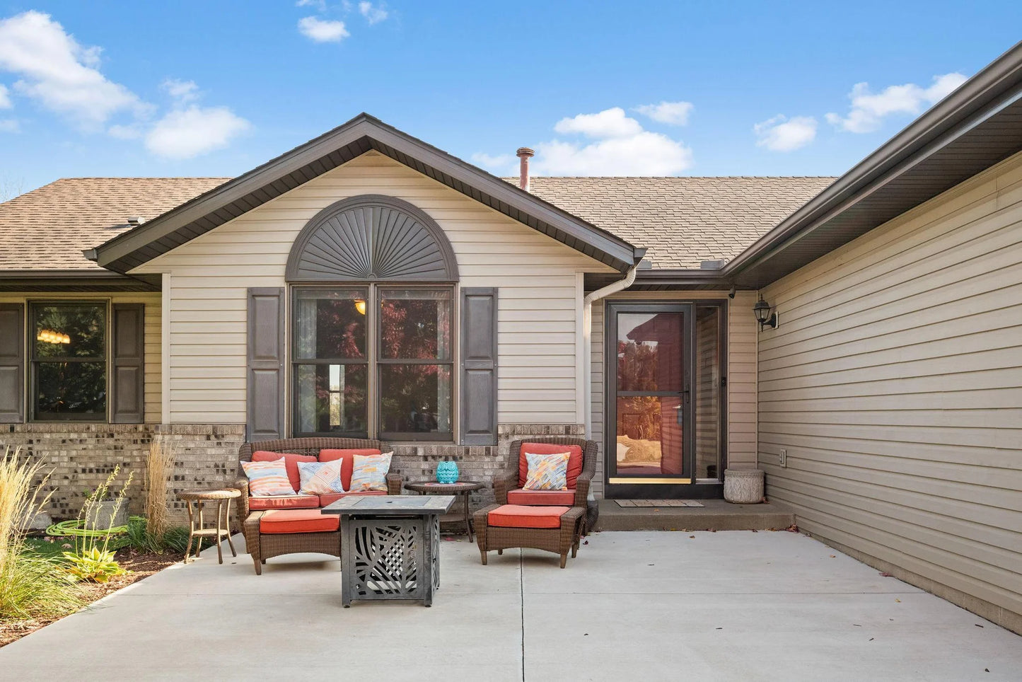 20604 Jasmine Path, Lakeville, MN 55044