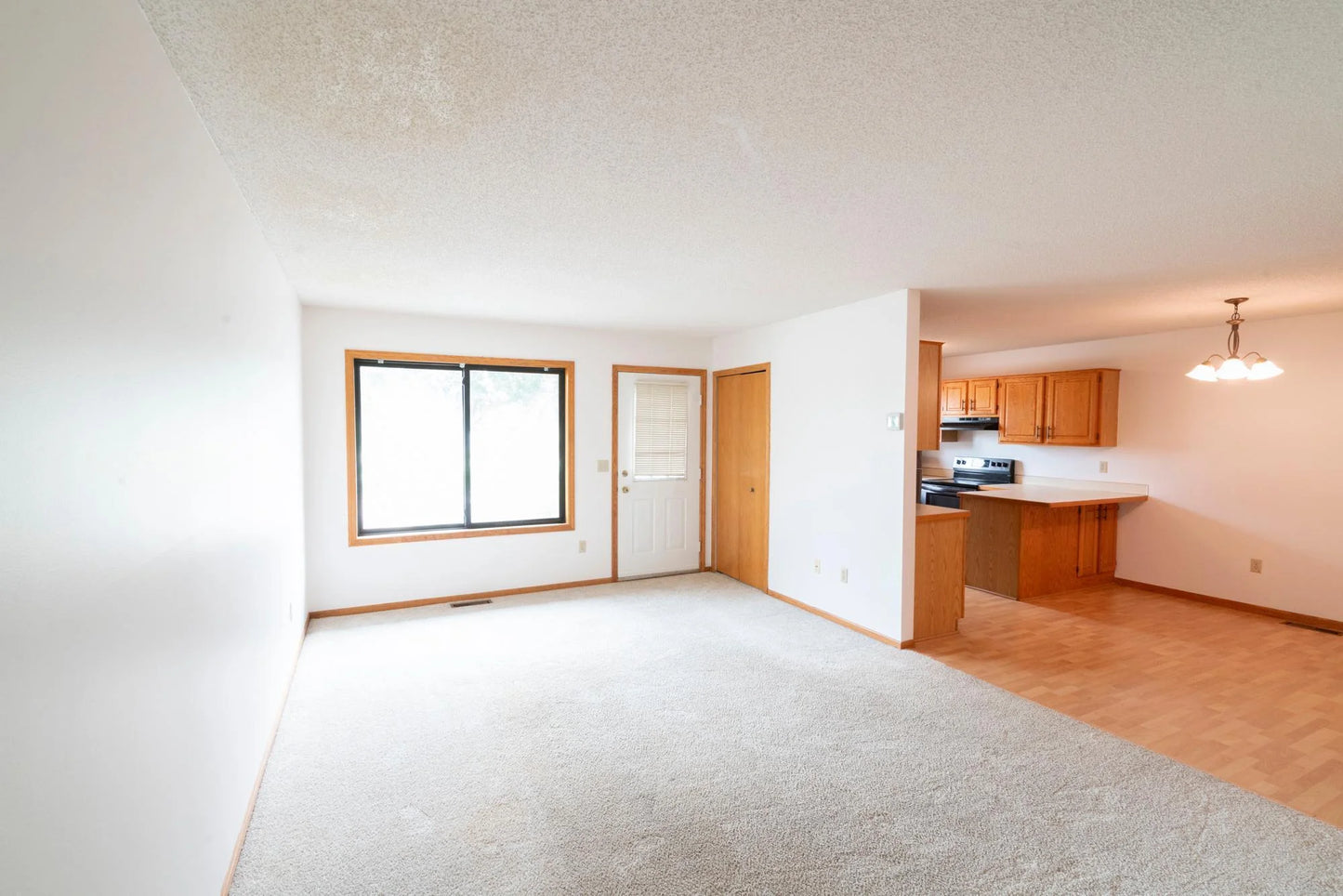 5425 Orleans Lane, Plymouth, MN 55442