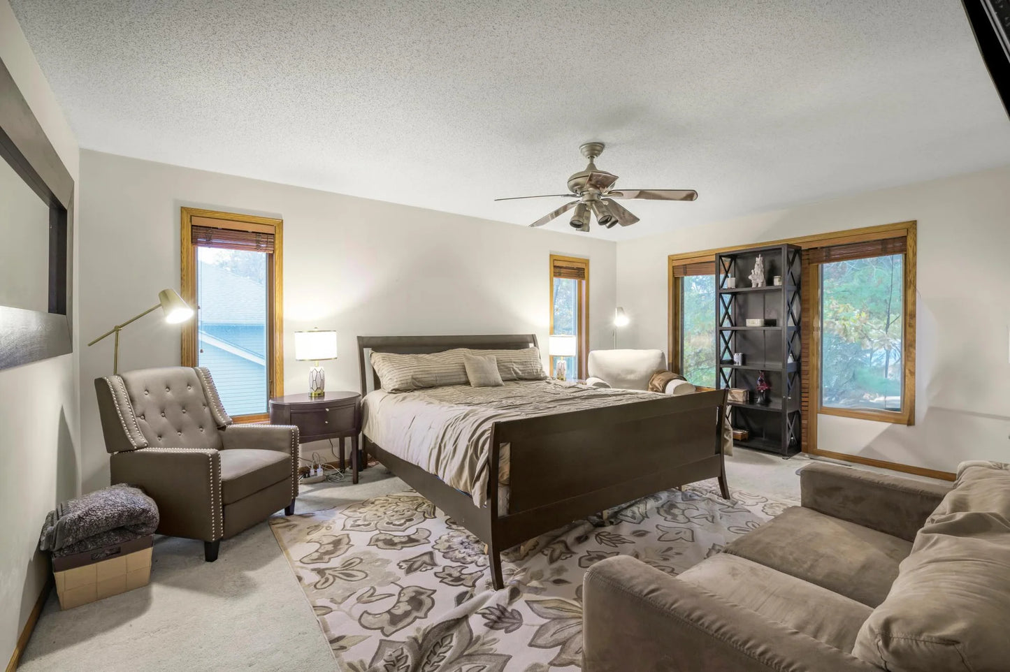 10512 Hidden Oaks Lane, Champlin, MN 55316