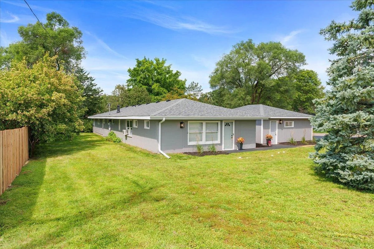 180 Saint Croix Trail, Lakeland, MN 55043
