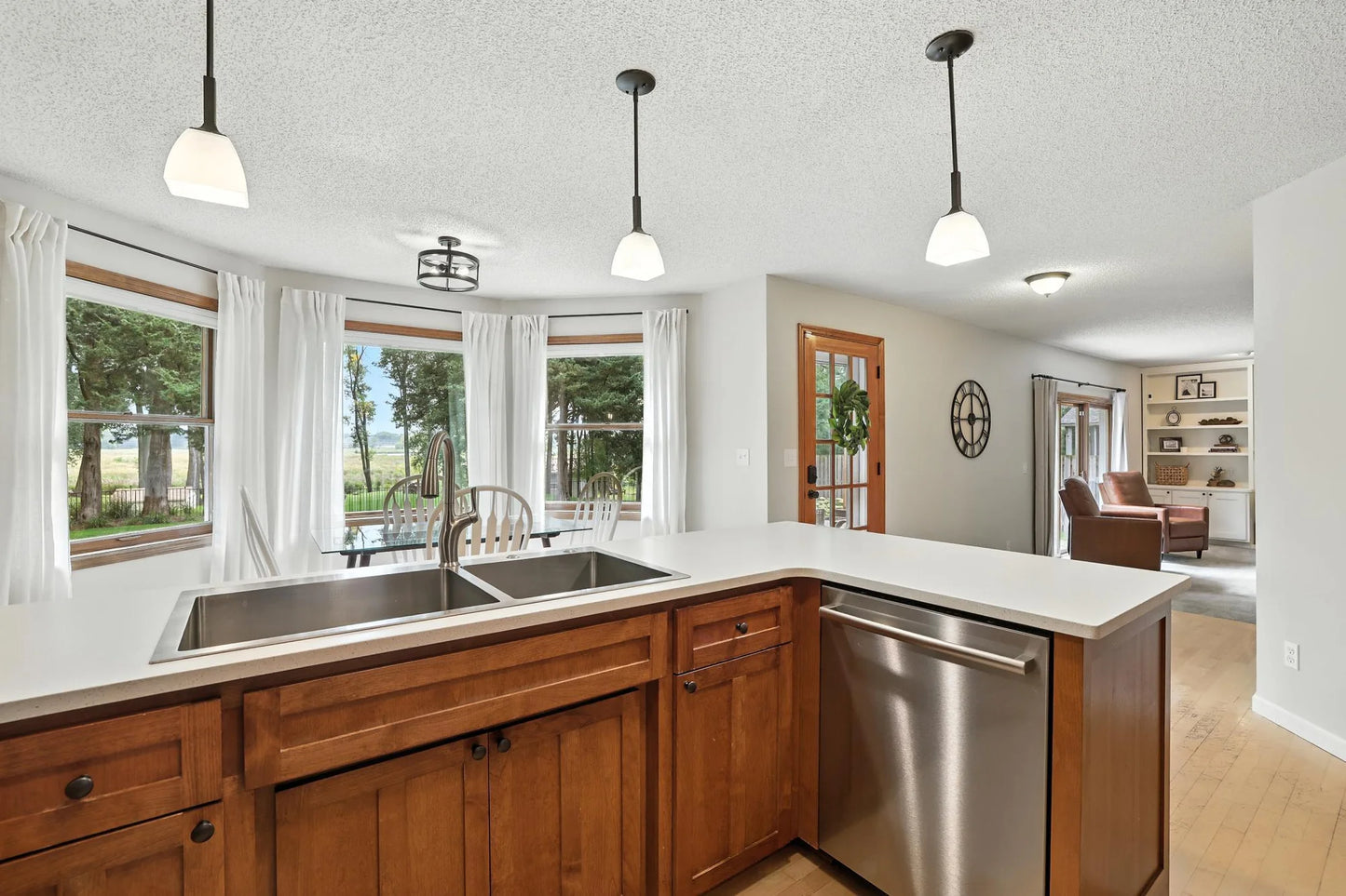 4334 Fisher Lane, White Bear Lake, MN 55110