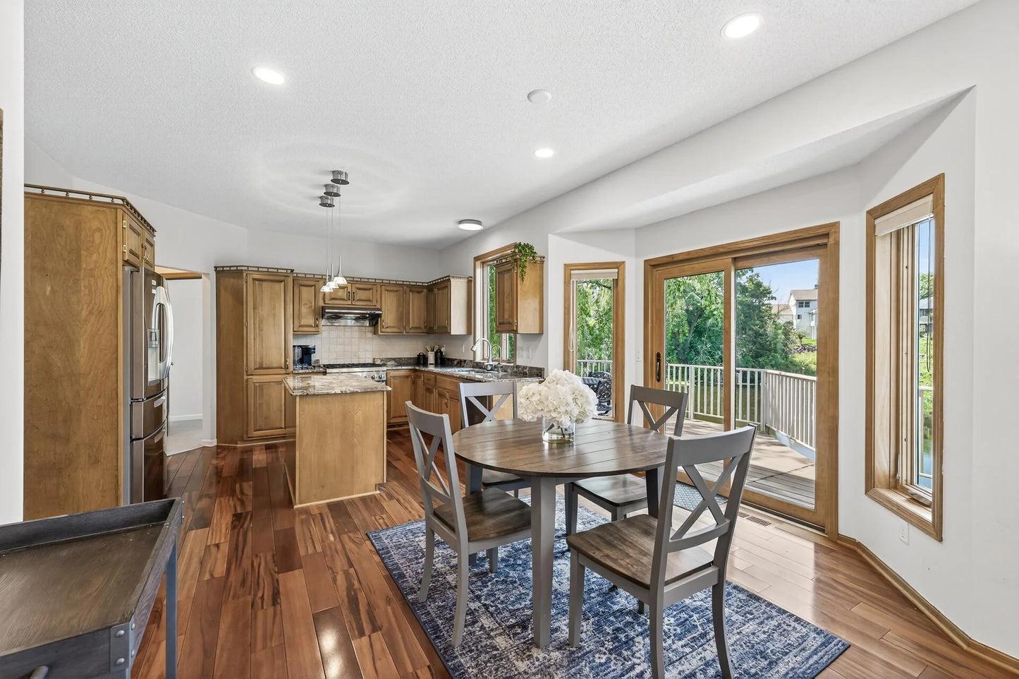 2545 Hillwood Drive, Maplewood, MN 55119