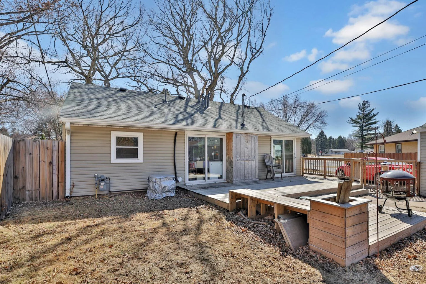 1955 Polaris Place, North Saint Paul, MN 55109