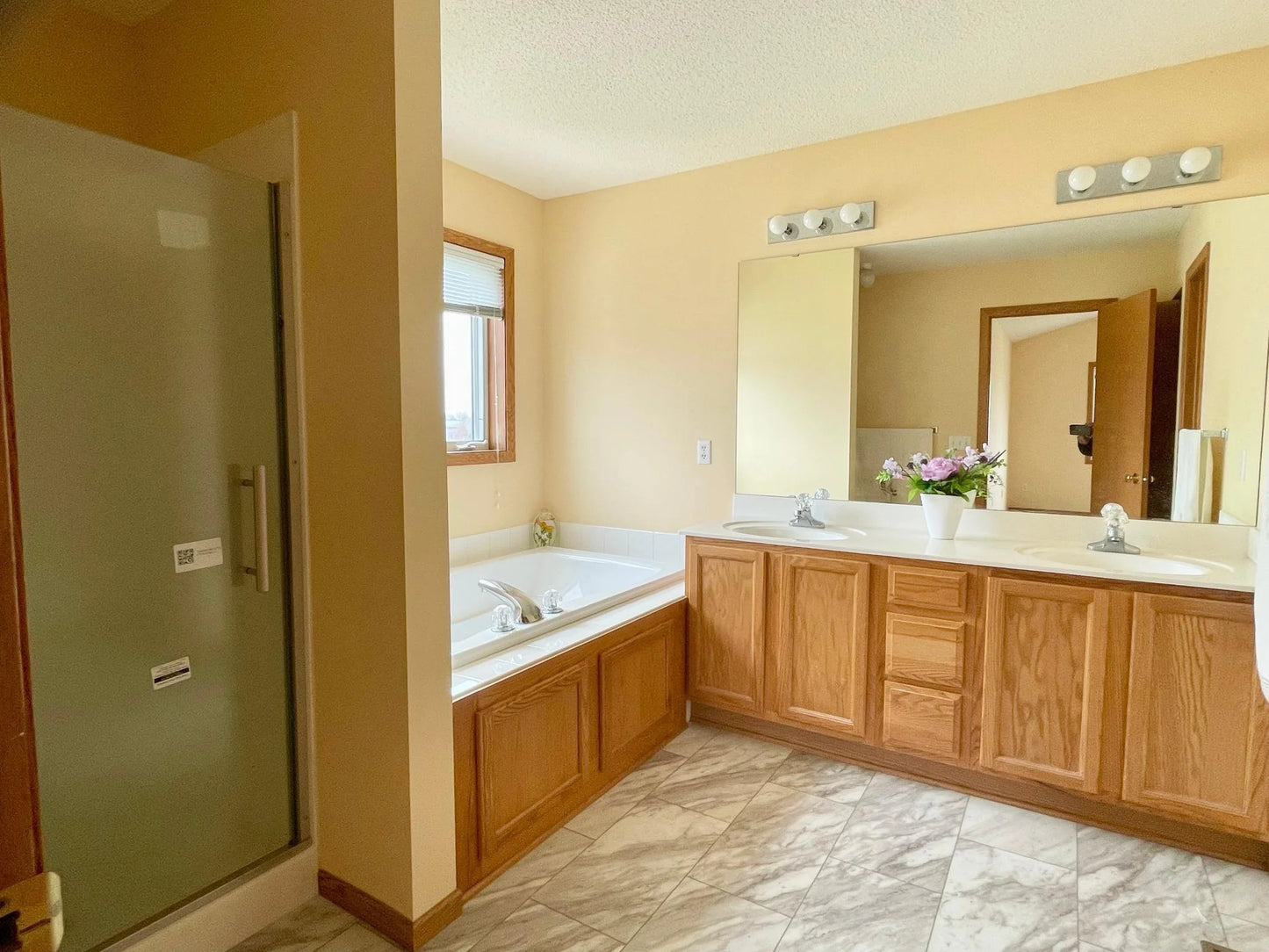 1986 Mathias Road, Shakopee, MN 55379