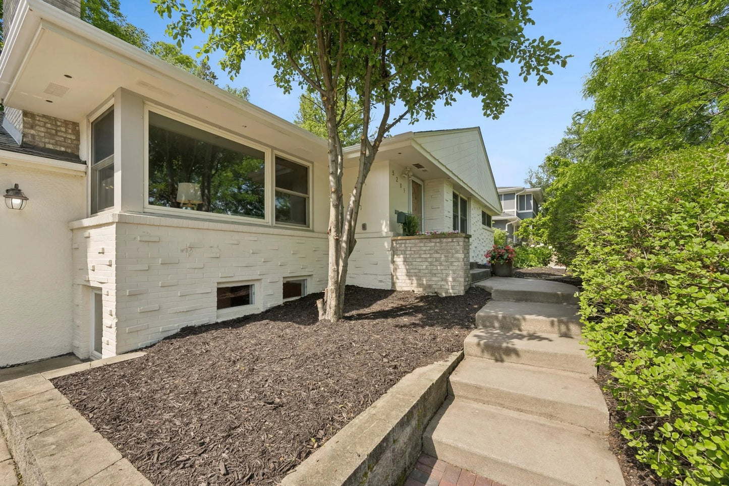 5209 61st Street, Edina, MN 55436