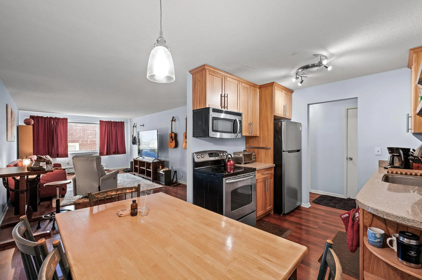 1901 Emerson Avenue, Minneapolis, MN 55403