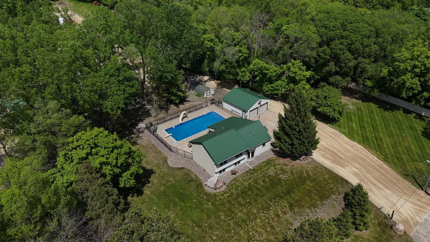 2511 Carver Avenue, Maplewood, MN 55119