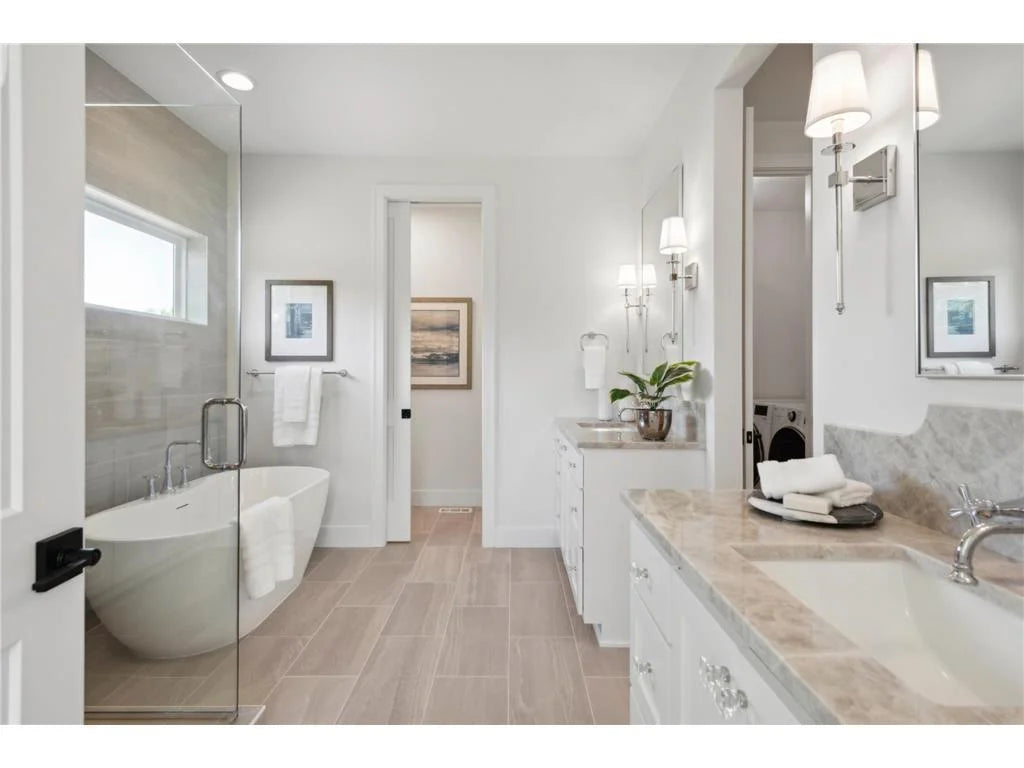 25560 Smithtown Road, Shorewood, MN 55331