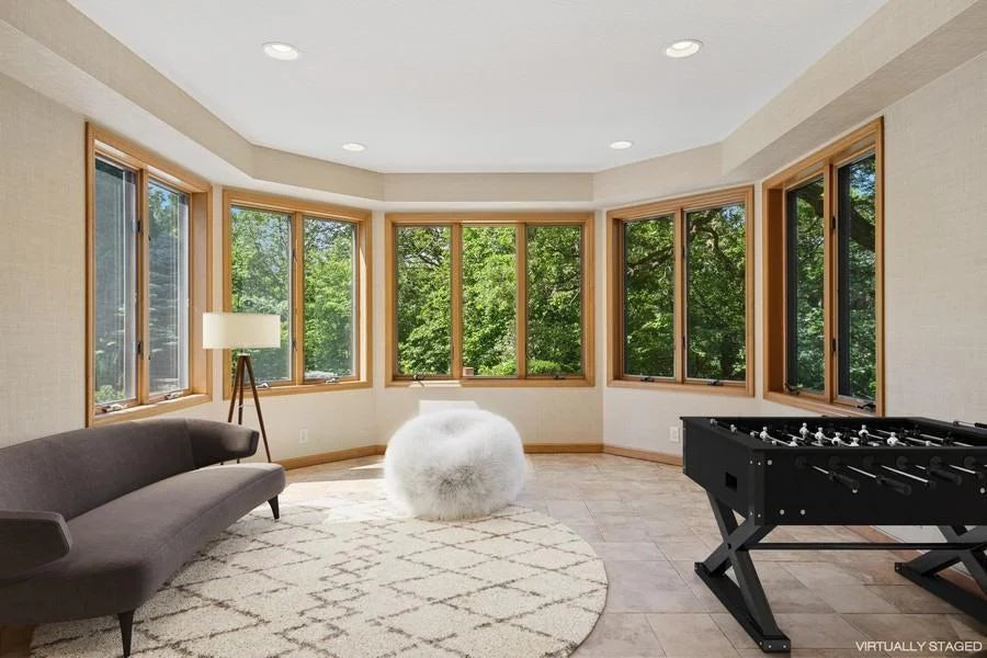 10420 Bluff Circle, Chaska, MN 55318