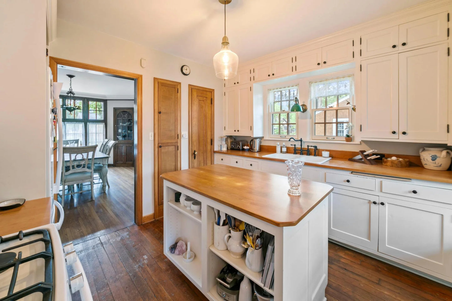 100 Wood Street, Jordan, MN 55352