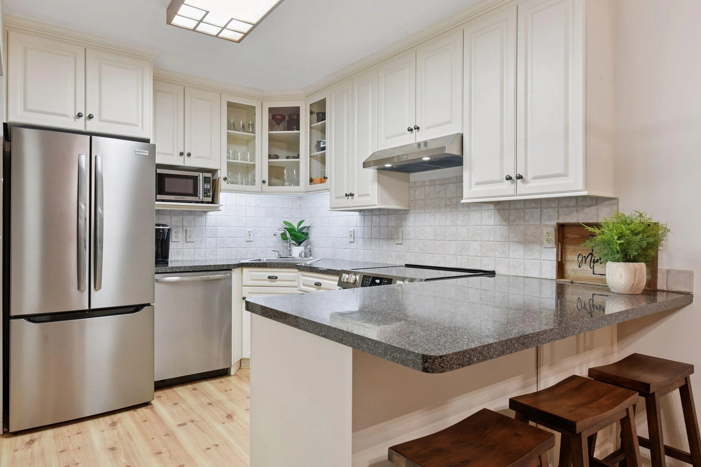 5420 Three Points Boulevard, Mound, MN 55364