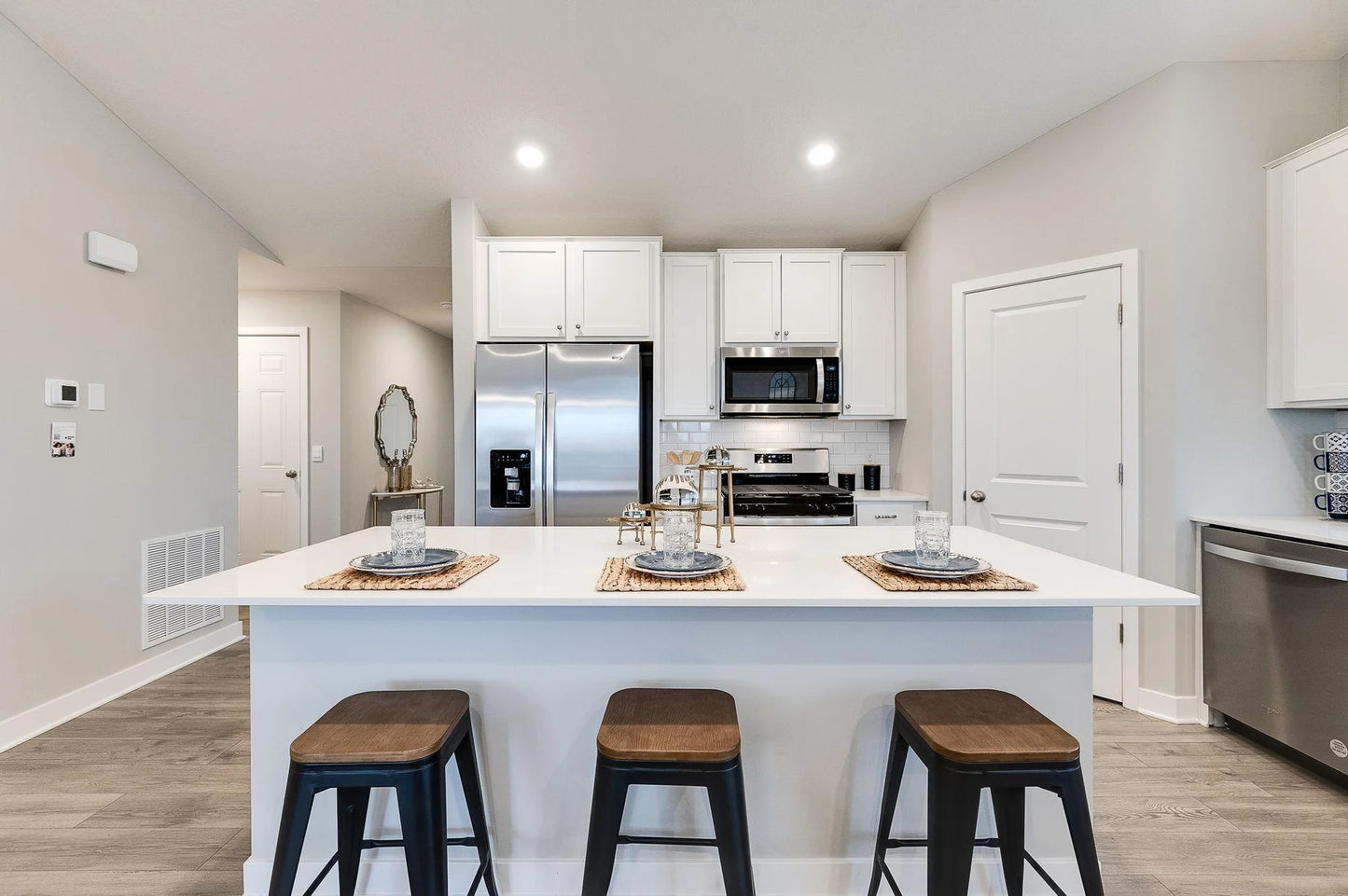 2128 LaTour Drive, Shakopee, MN 55379