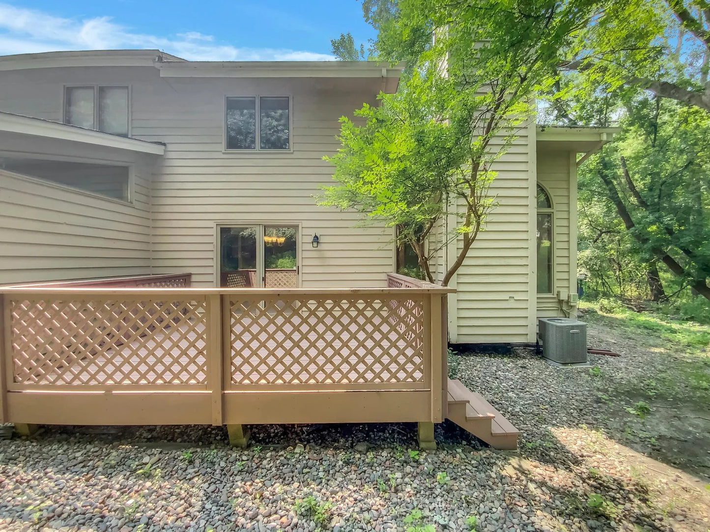 6991 Edenvale Boulevard, Eden Prairie, MN 55346