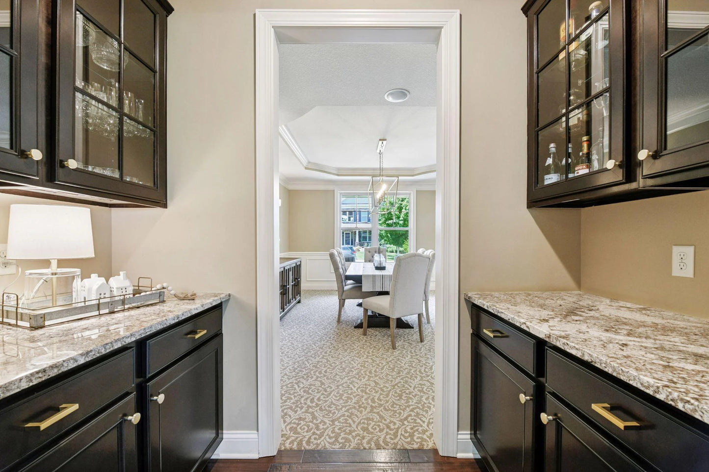 10009 Frederick Place, Eden Prairie, MN 55347