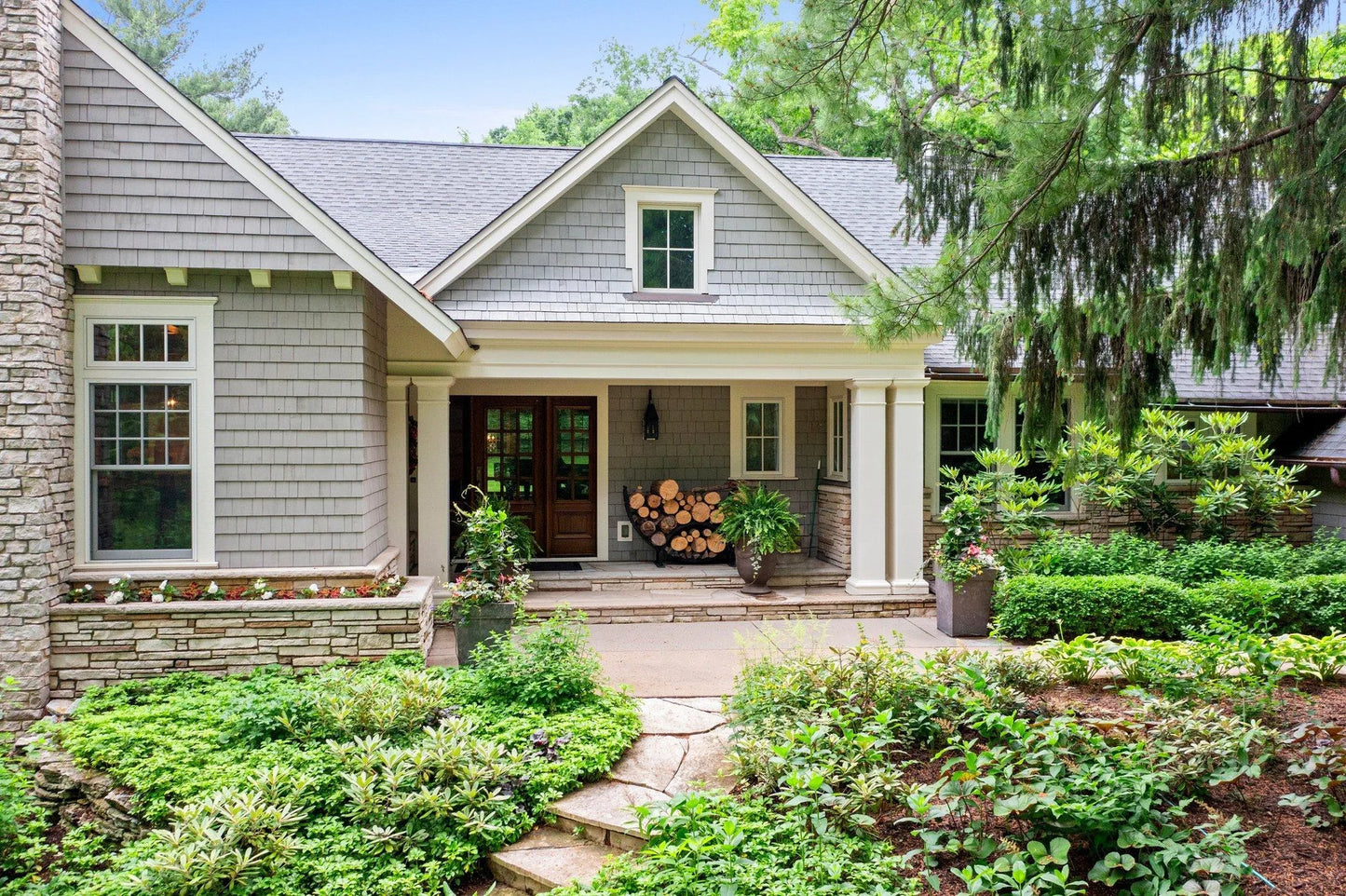 6601 Blackfoot Pass, Edina, MN 55439