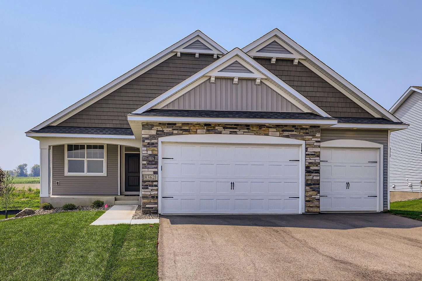 8362 186th Street, Lakeville, MN 55044