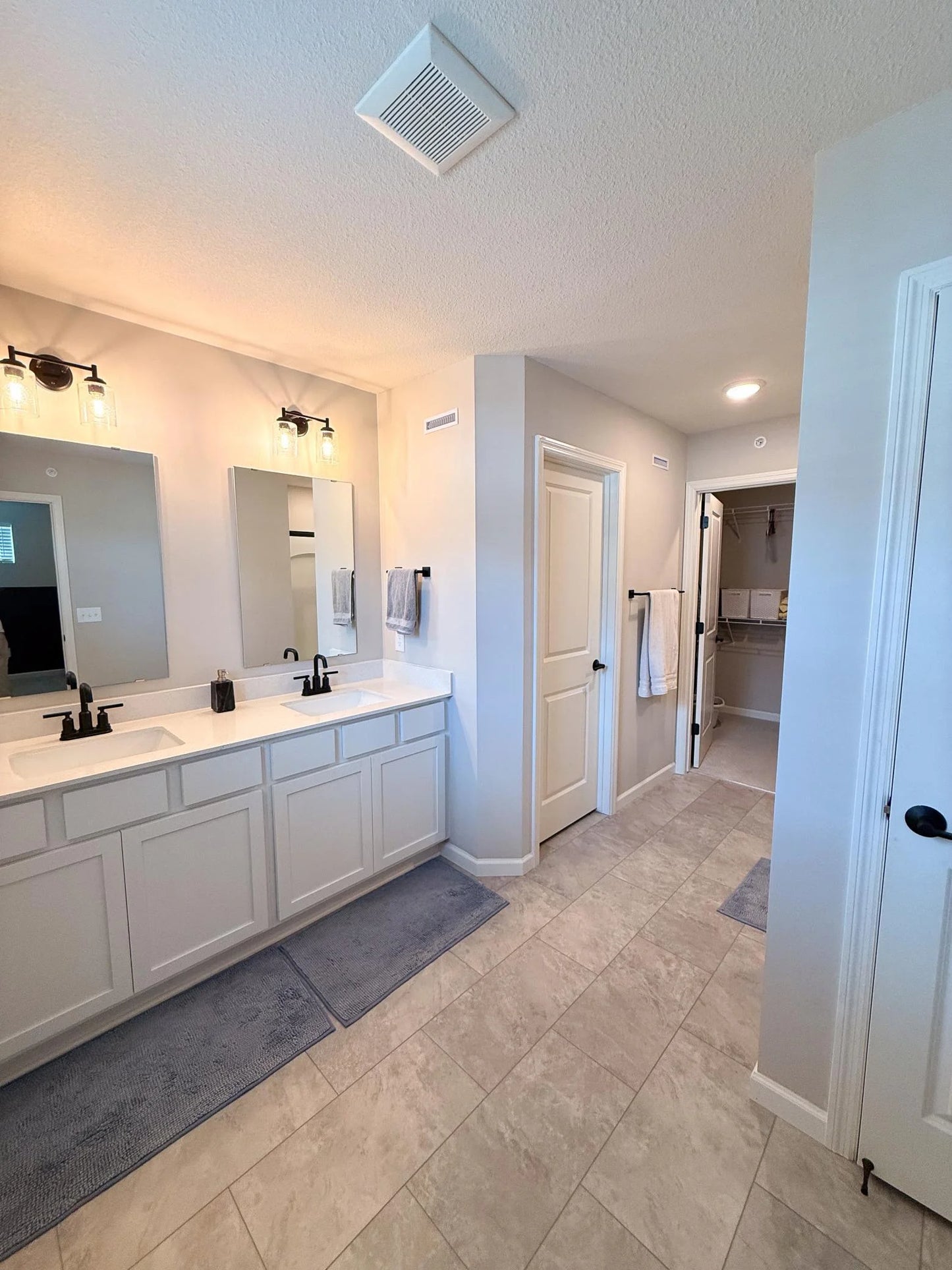 4837 Avery Court, Eagan, MN 55123