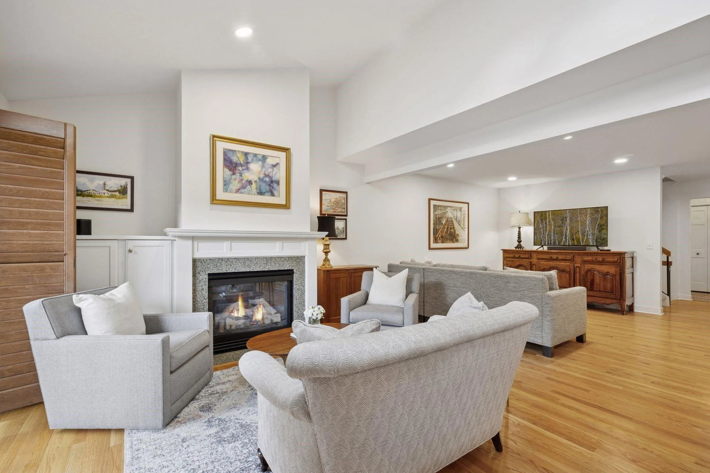 6104 Blake Ridge Road, Edina, MN 55436