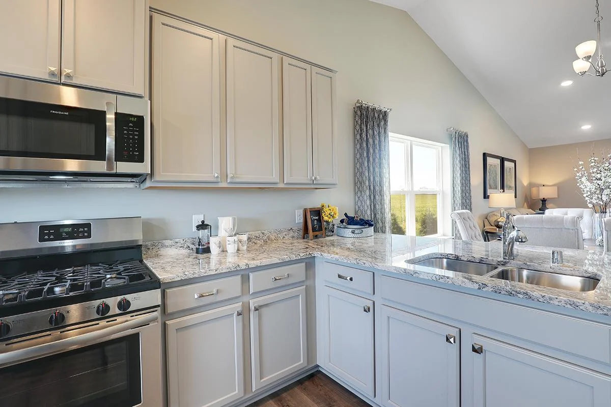 5200 Mustang Drive, Woodbury, MN 55129