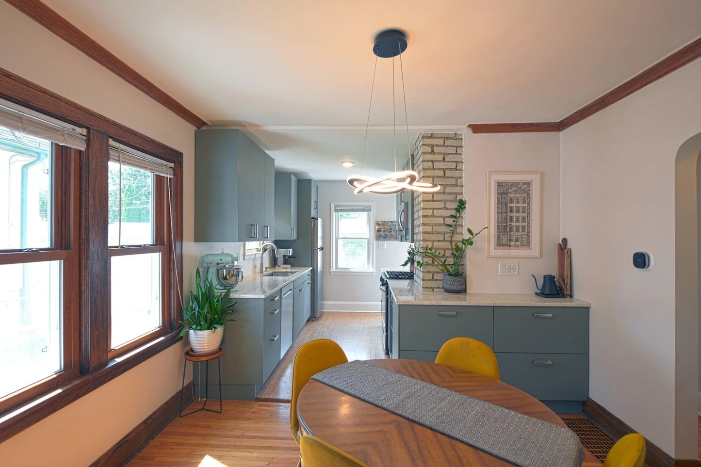 2546 Mckinley Street, Minneapolis, MN 55418