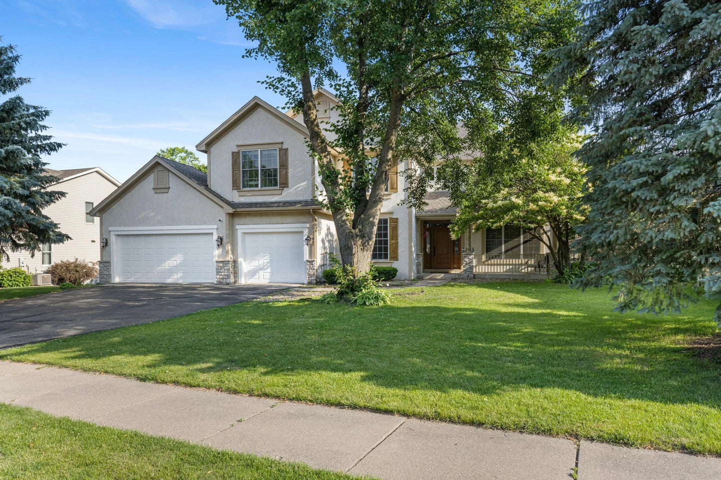 13845 Essex Trail, Apple Valley, MN 55124