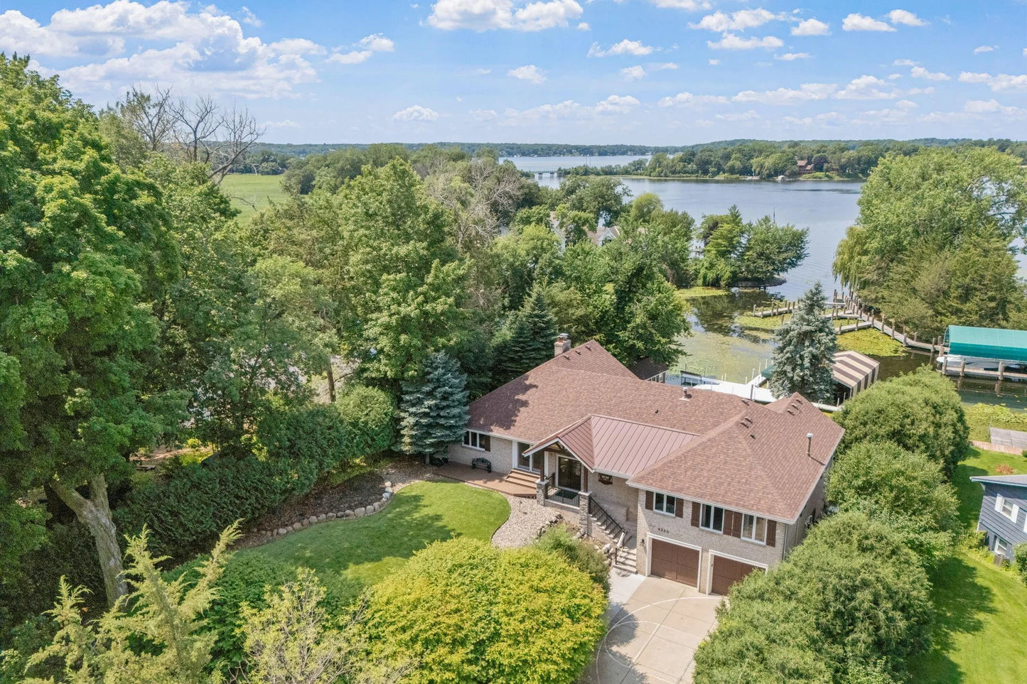 4360 Enchanted Drive, Shorewood, MN 55364