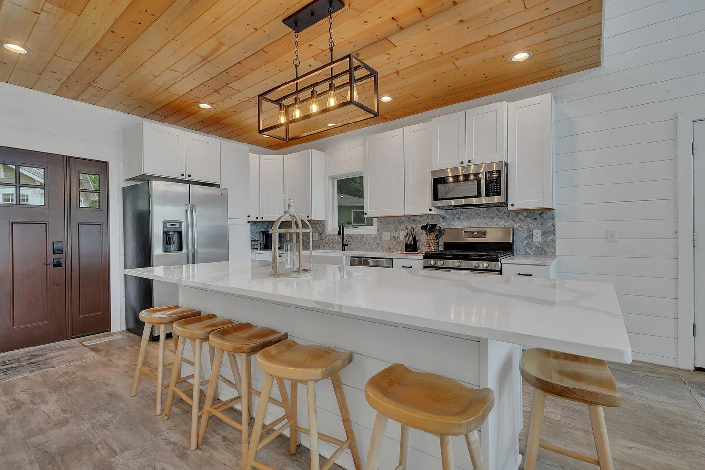 565 Brooks Lake Road, Cokato, MN 55321