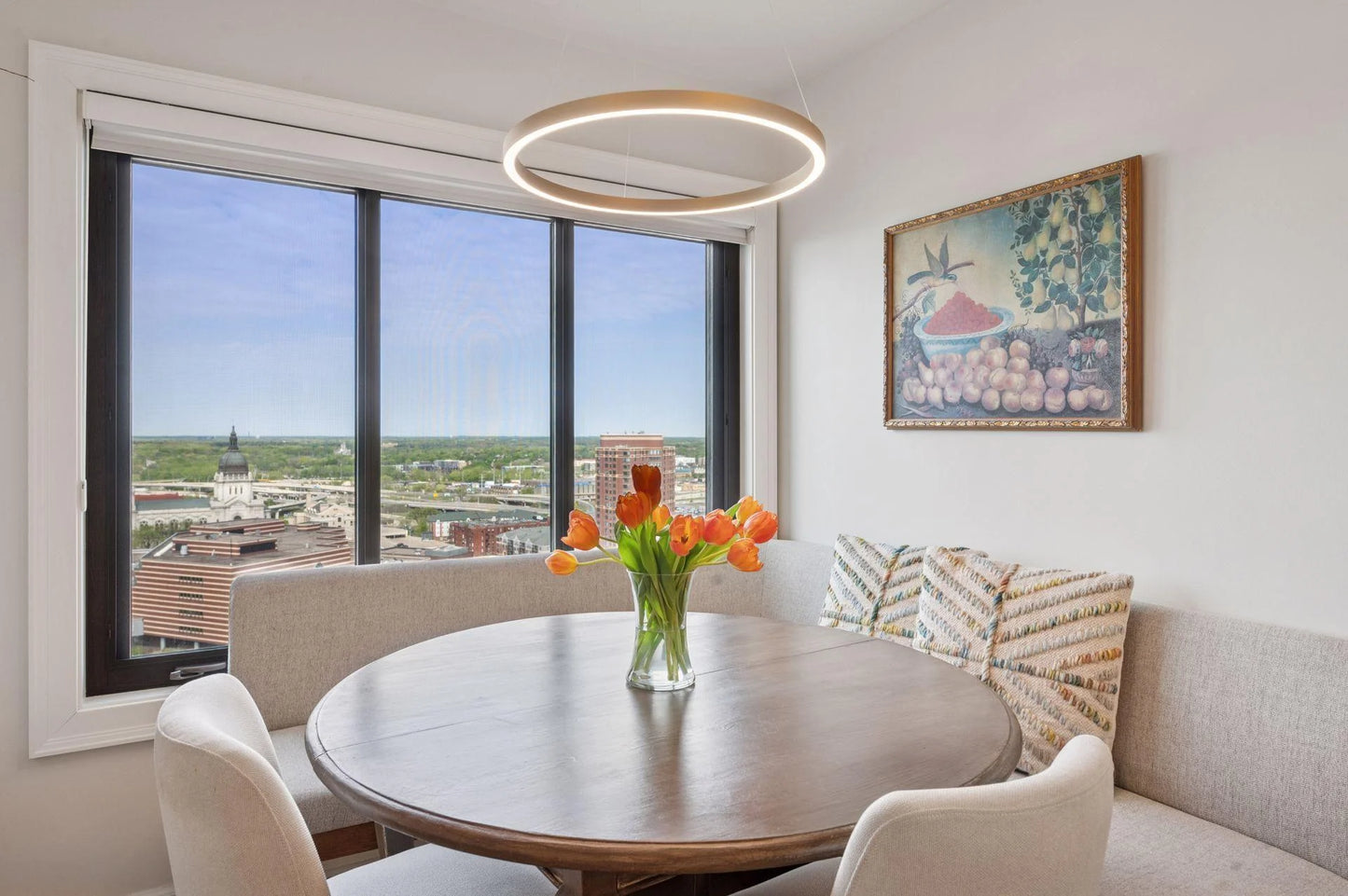 1201 Yale Place, Minneapolis, MN 55403