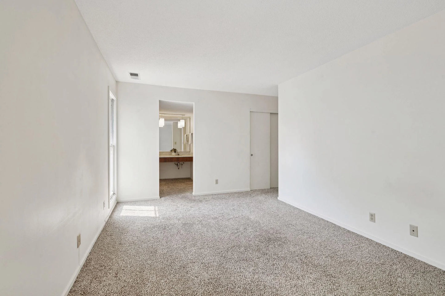 6301 Colony Way, Edina, MN 55435